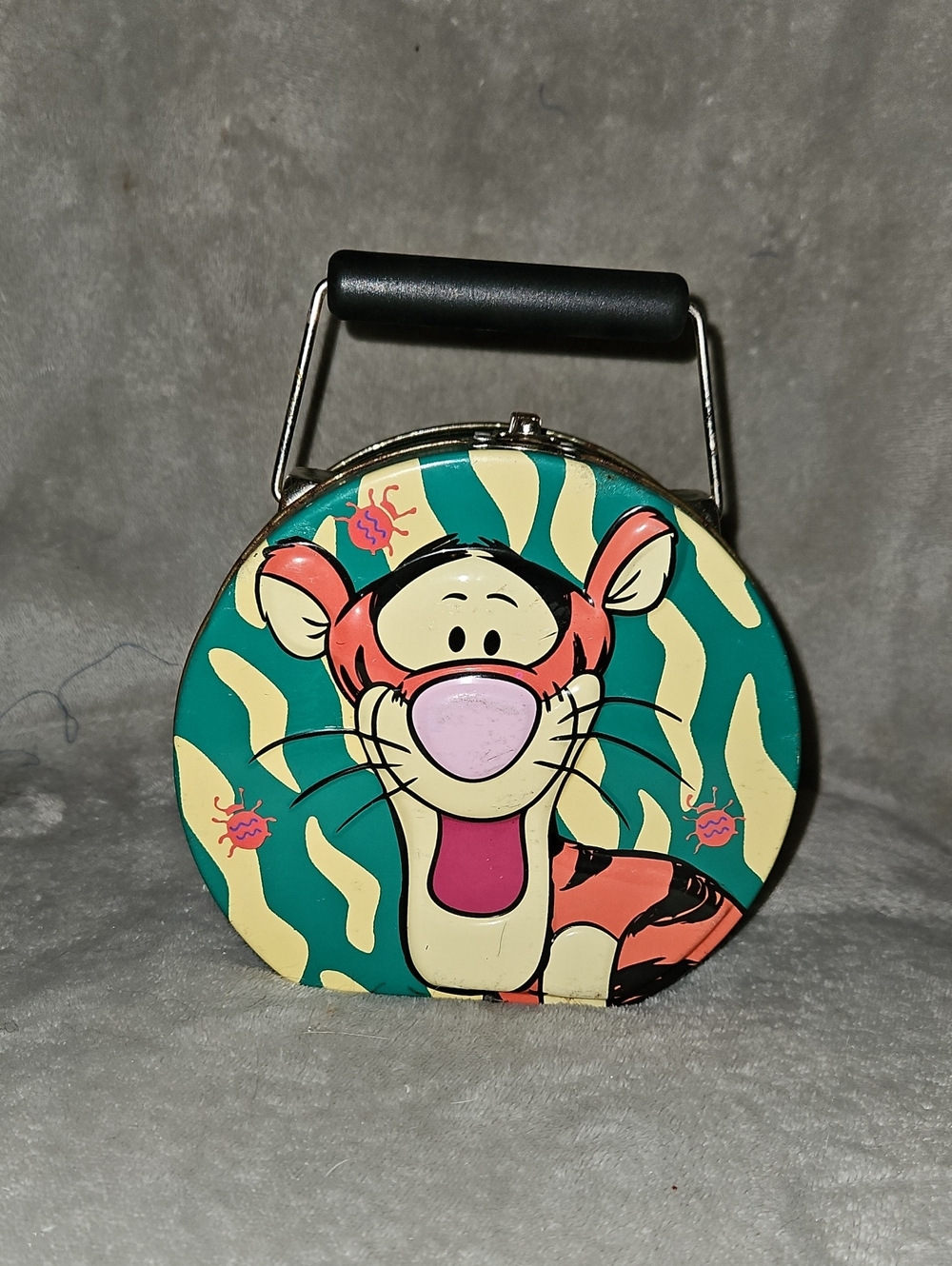 Tigger Round Novelty Handbag in Teal and Cream